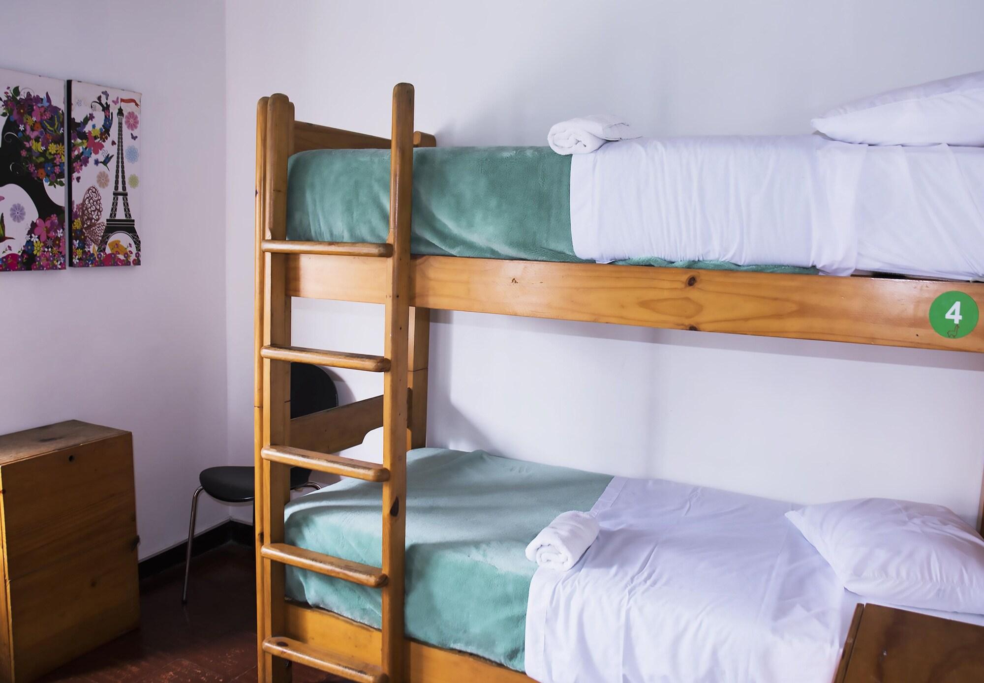 Red Llama Eco Hostel Лима Екстериор снимка
