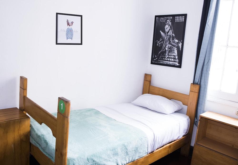 Red Llama Eco Hostel Лима Екстериор снимка