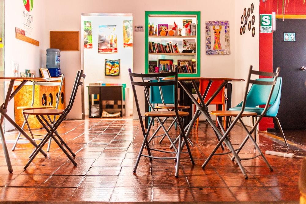 Red Llama Eco Hostel Лима Екстериор снимка