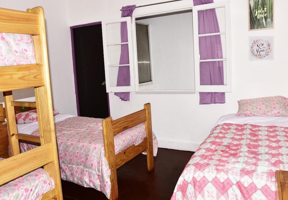 Red Llama Eco Hostel Лима Екстериор снимка